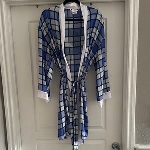 FRIENDS Navy and White Checkered Robe